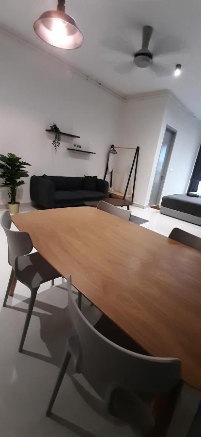 Cozystay @ Core Soho Suite Klia Sepang Exteriör bild